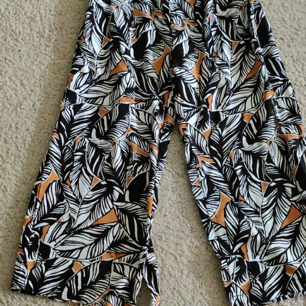 Jumpsuit - Picture 3 of 4
